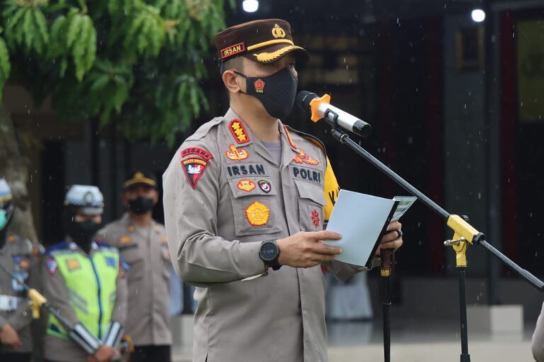 Kapolresta Deli Serdang Pimpin Apel Operasi Zebra Toba 2022