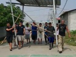 Kerja Bakti Warga Perumahan Villa Kencana Cikarang RT01/RW11 Desa Karang Sentosa Kecamatan Karang Bahagia Kabupaten Bekasi