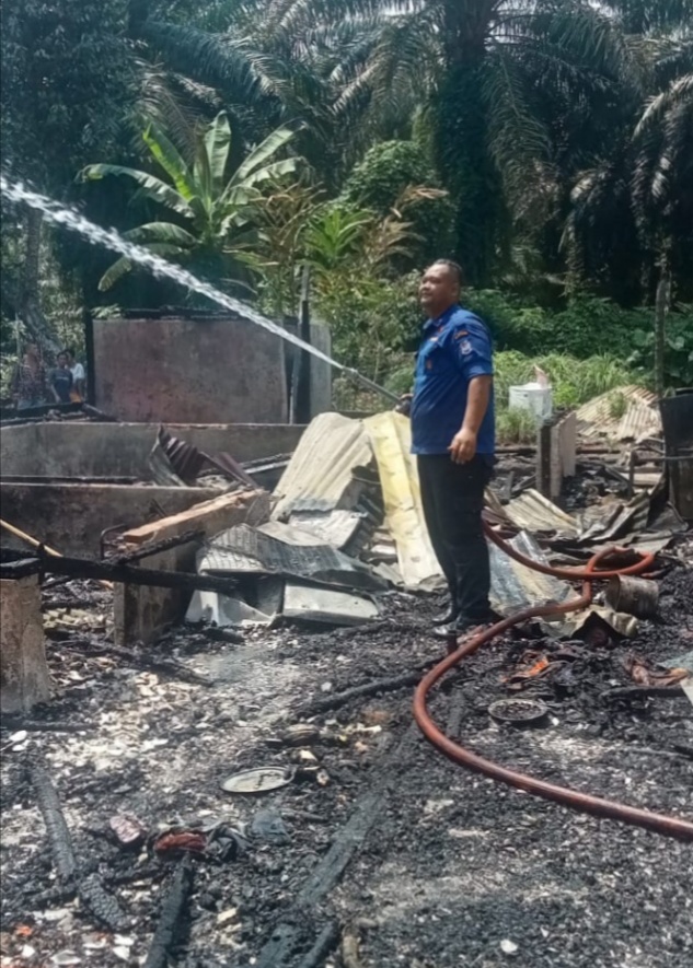 Di Lalap Jago Merah, 3 Unit Rumah Terbakar Didesa Tiga Juhar