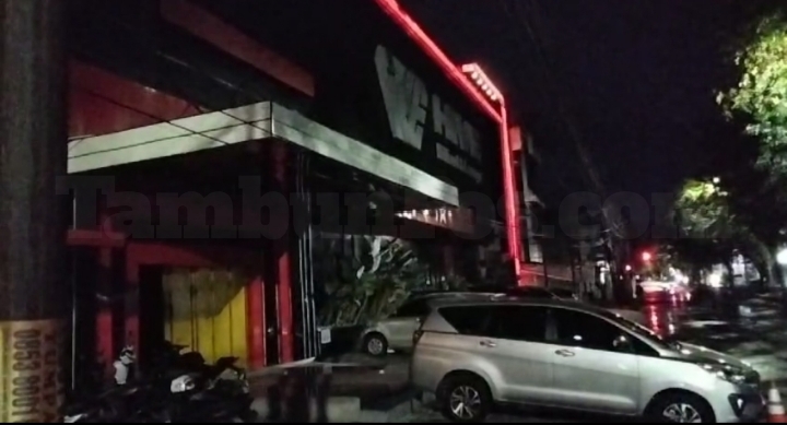 Hive Billiard & Lounge