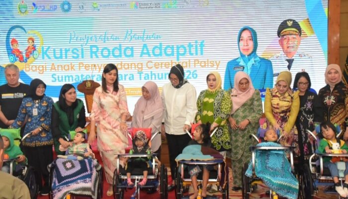 Deli Serdang Terima Bantuan 20 Kursi Roda Adaptif Khusus Anak