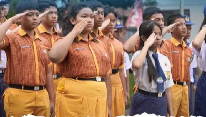 Bupati Tanah Karo Berikam Penghargaan Pada Siswa Yang Lolos SMA Unggulan