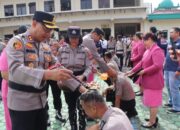 40 Personel Polres Karo Naik Pangkat, Kapolres: Bukan Hadiah, Tapi Buah Pengabdian